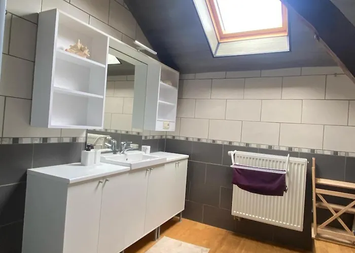 Le Refuge De * Libin